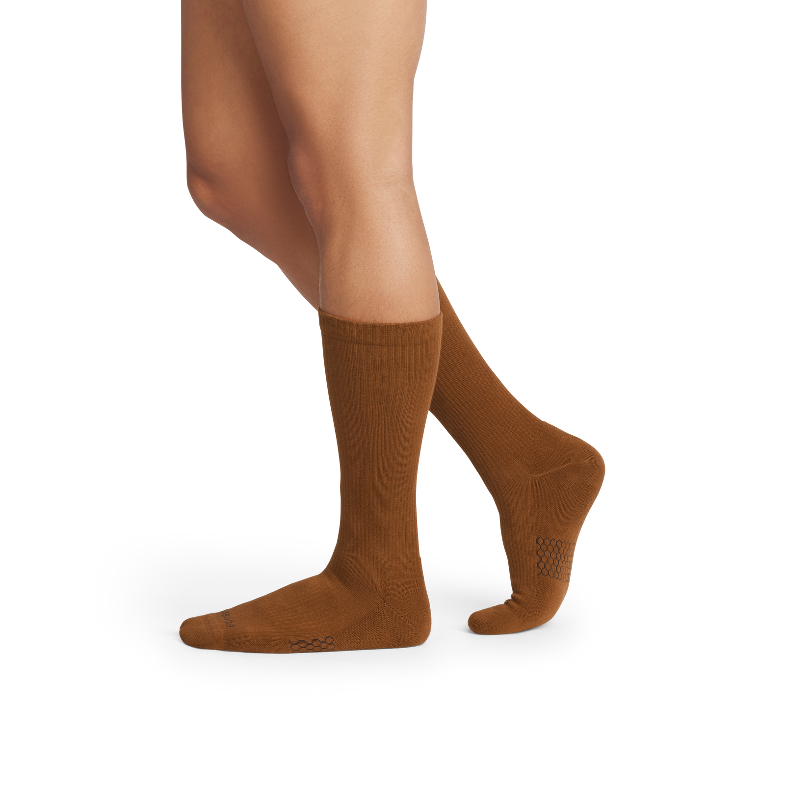 official-bombas::10034-toffee-adult-male-onmodel-2-transparent.png