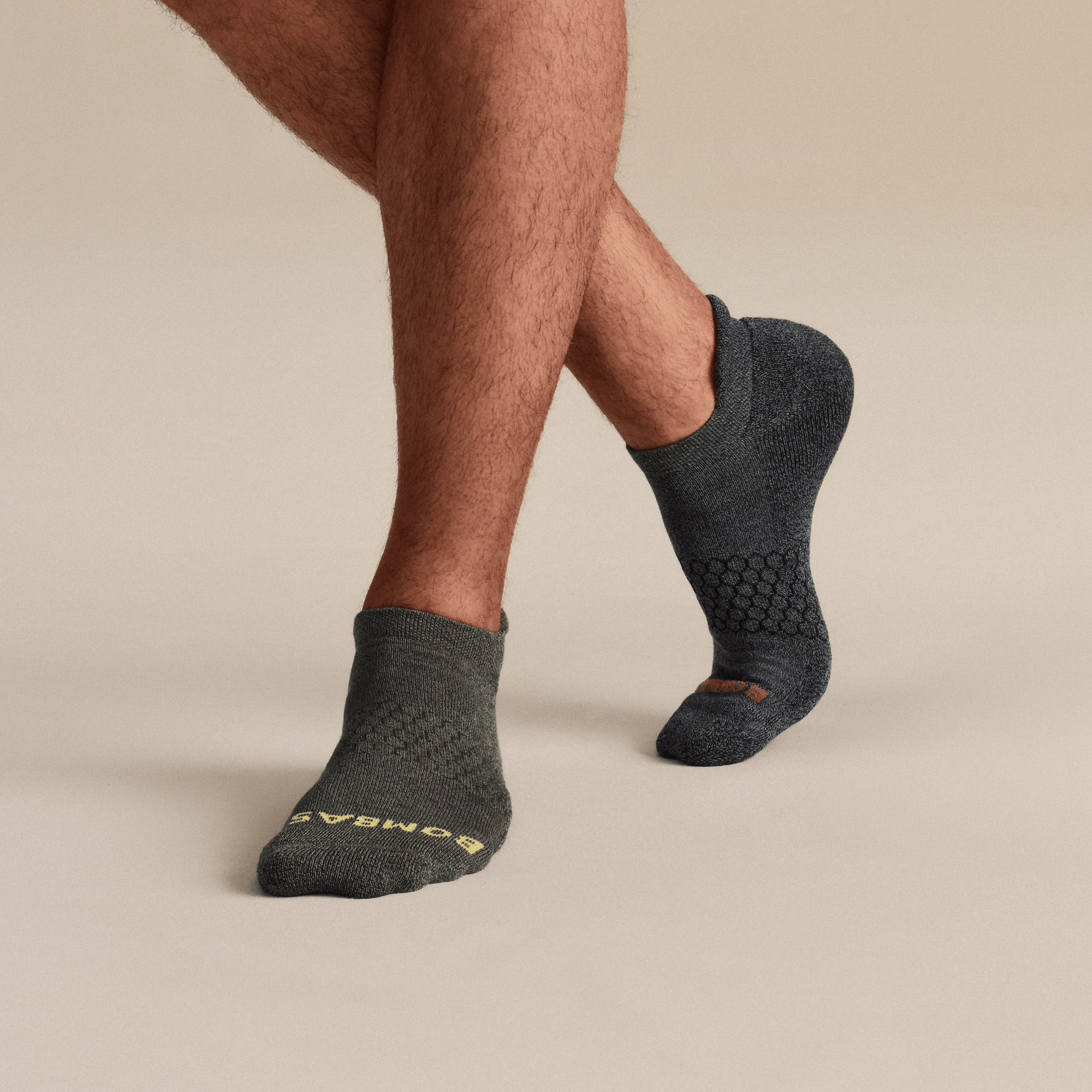 official-bombas::3360-midnightnavy-seastorm-adult-male-onmodel-0-transparent.png