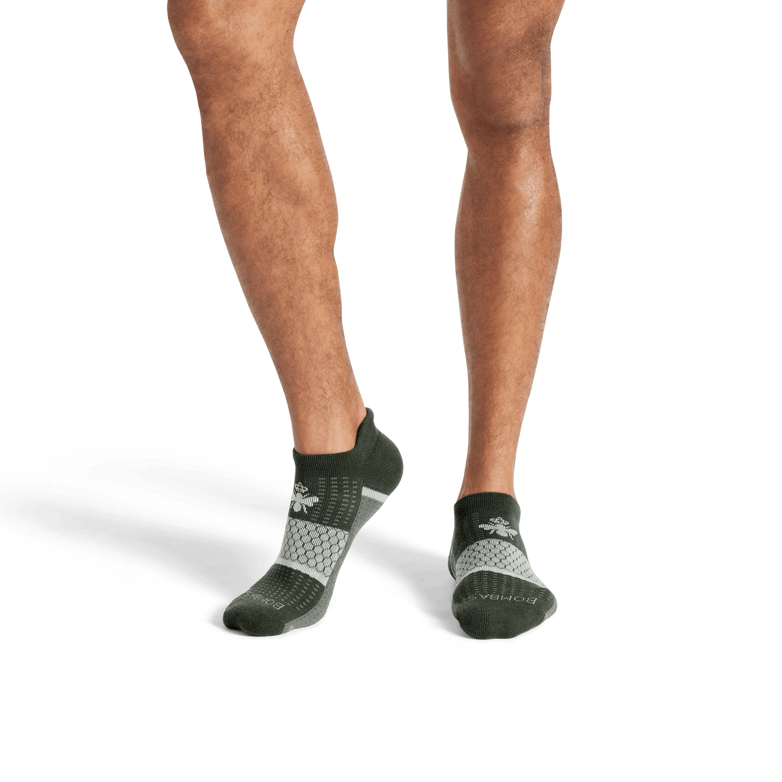 official-bombas::8079-midnightolive-adult-male-2-transparent.png