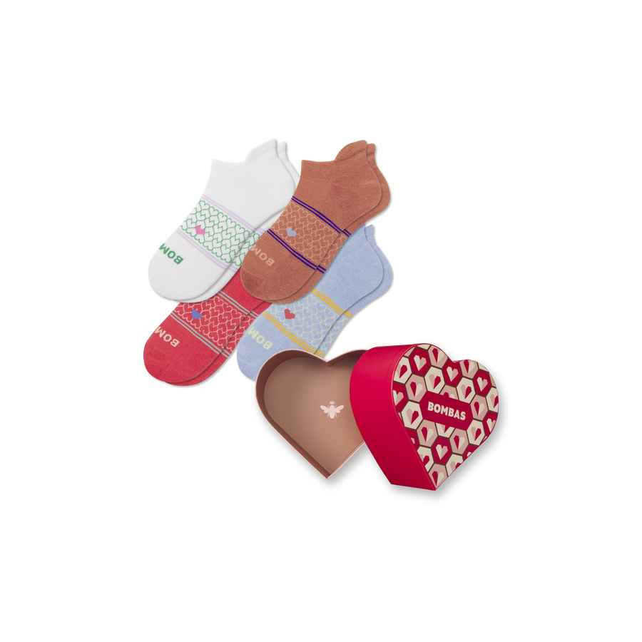 Women's Hearts Ankle Sock 4-Pack Gift Box - Easy Packing