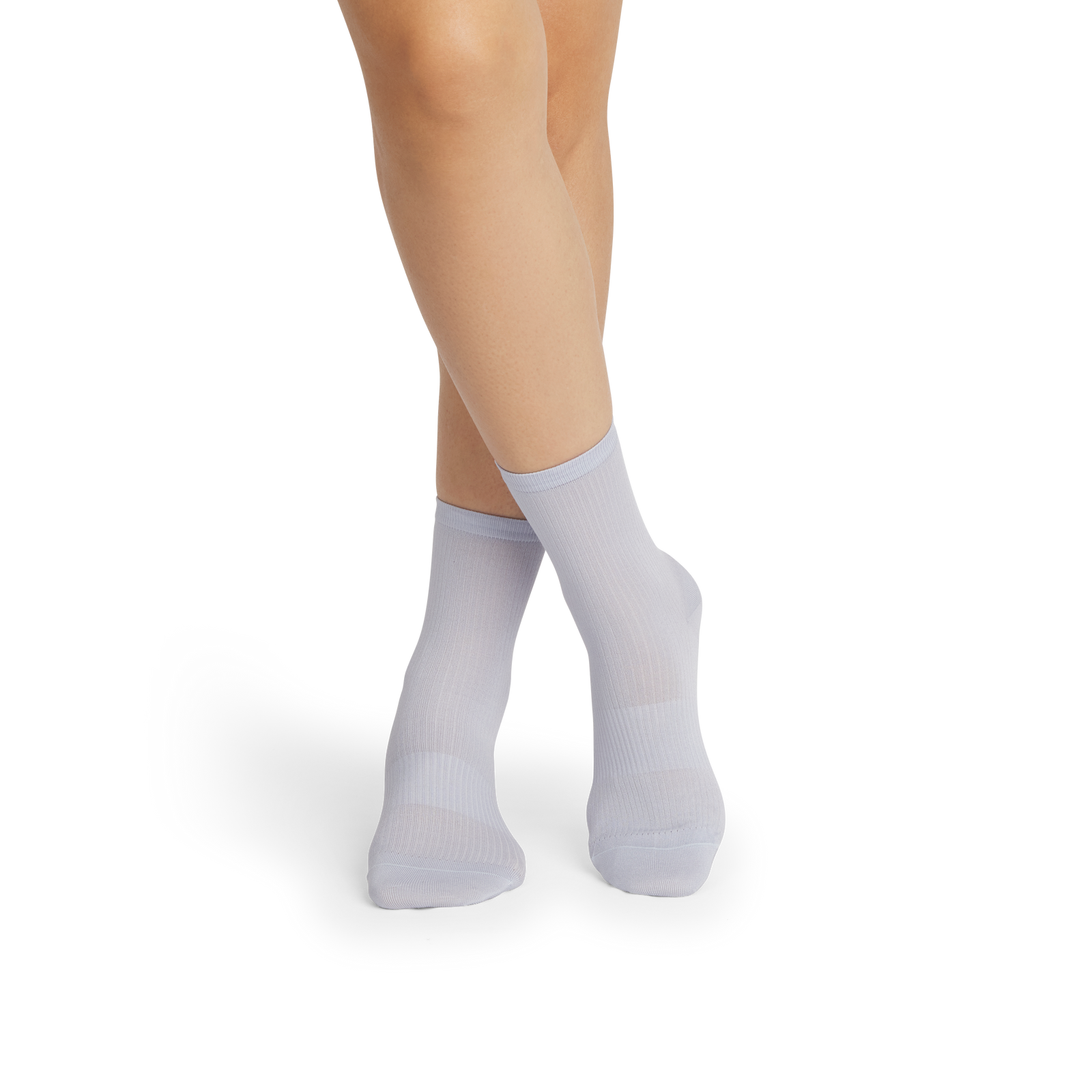 official-bombas::8593-skysailblue-adult-female-onmodel-2-transparent.png