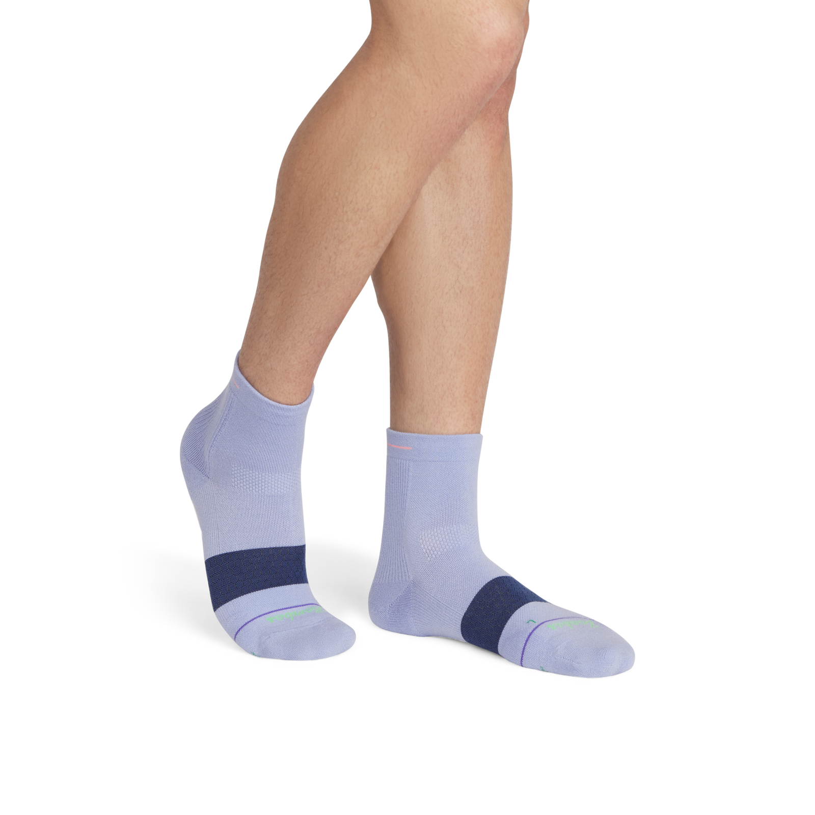 official-bombas::8829-dawnblue-adult-male-onmodel-2-transparent.png