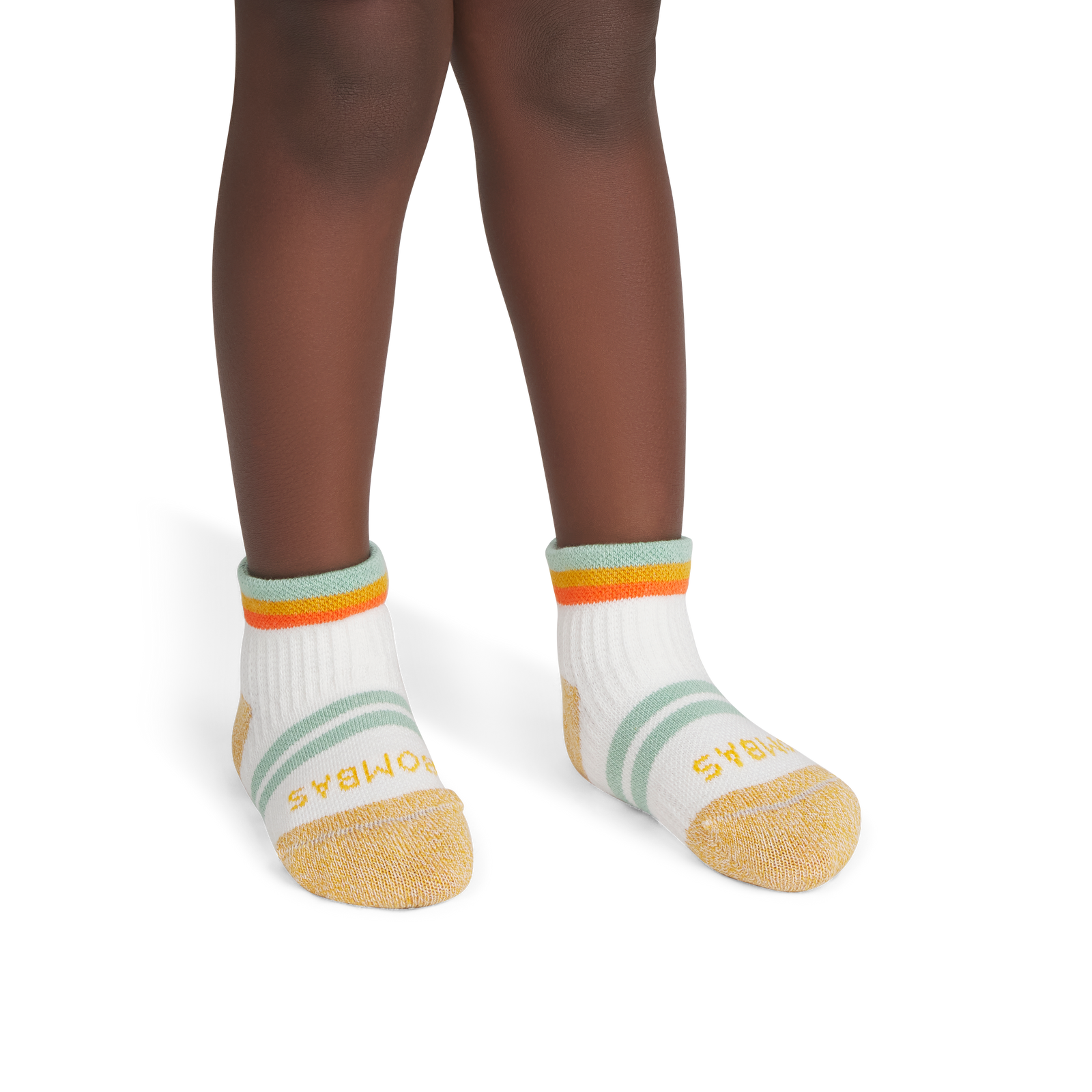 official-bombas::9196-softwhite-toddler-unisex-onmodel-2-transparent.png