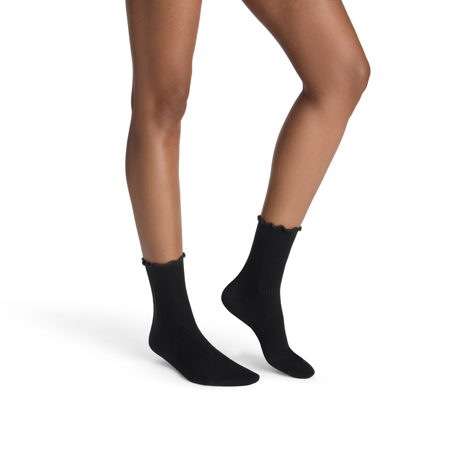 official-bombas::9285-black-adult-female-onmodel-2-transparent-_1_.png