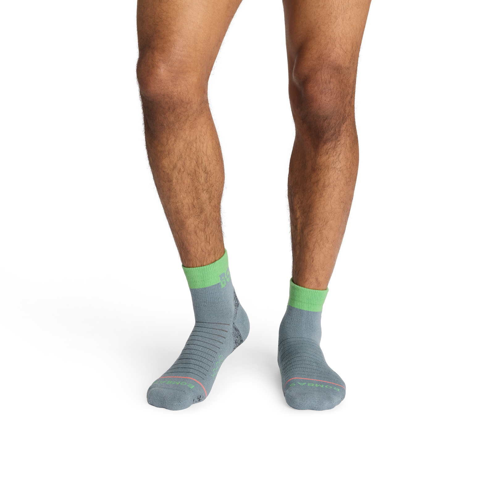official-bombas::9718-seastorm-adult-male-onmodel-2-transparent__1_.png