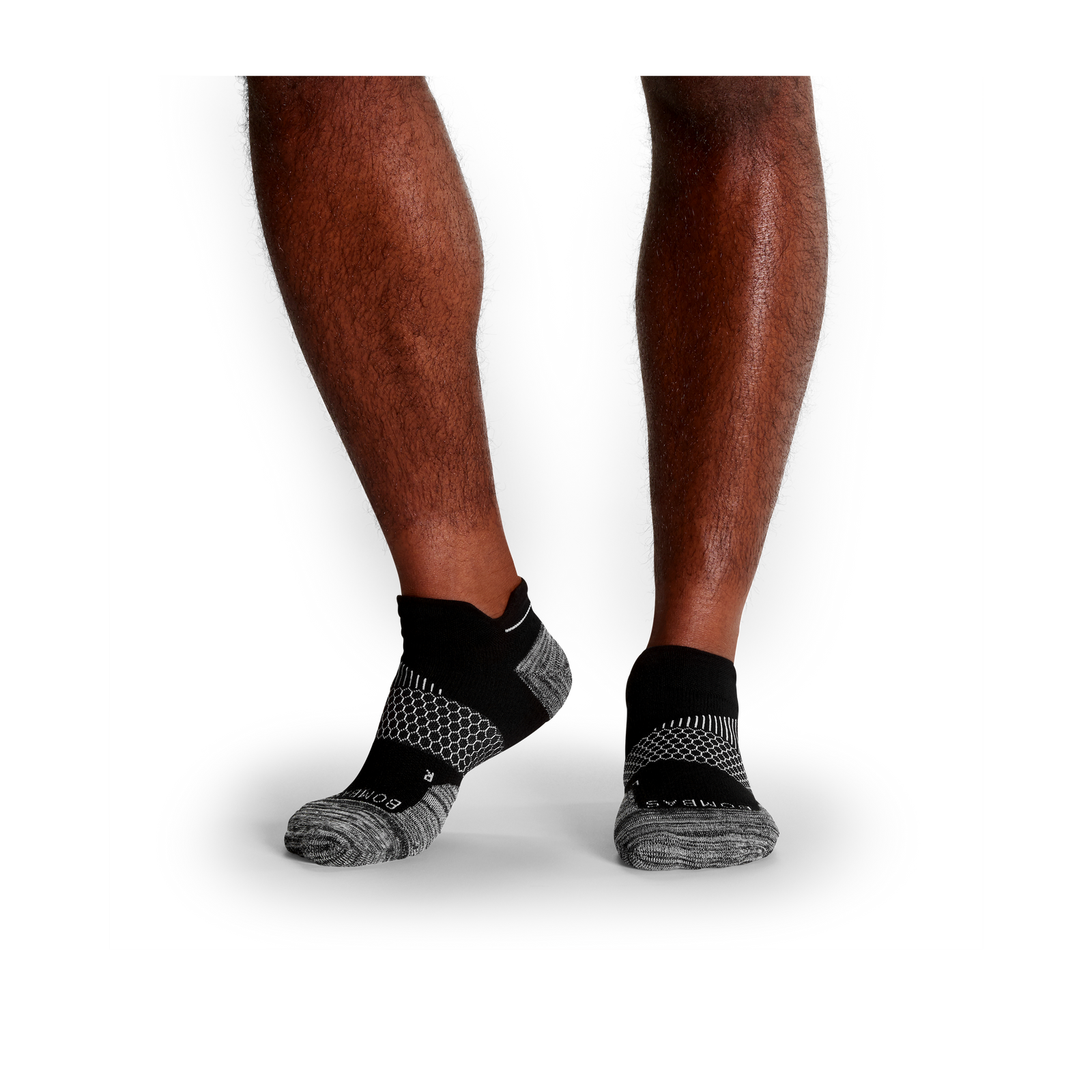 official-bombas::black-onmodel-1-transparent_583b82d0-0b15-4806-9f0c-5edaf873a366.png