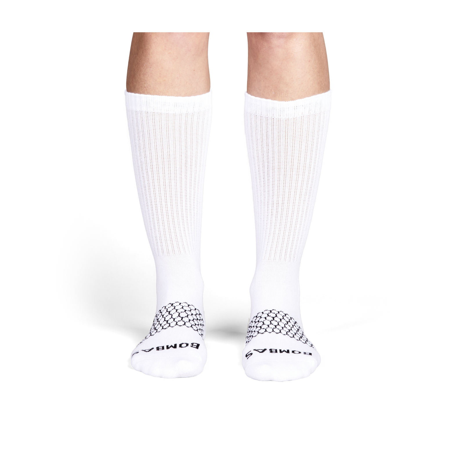 official-bombas::white-onmodel-1-transparent_ce7bad7b-5fe2-479b-8784-9b0f70f5963c.png